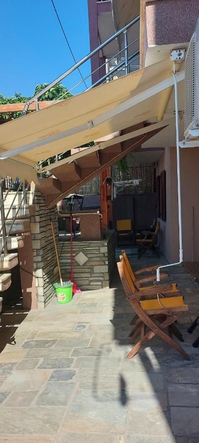 サルティStavros Houseアパートメント エクステリア 写真