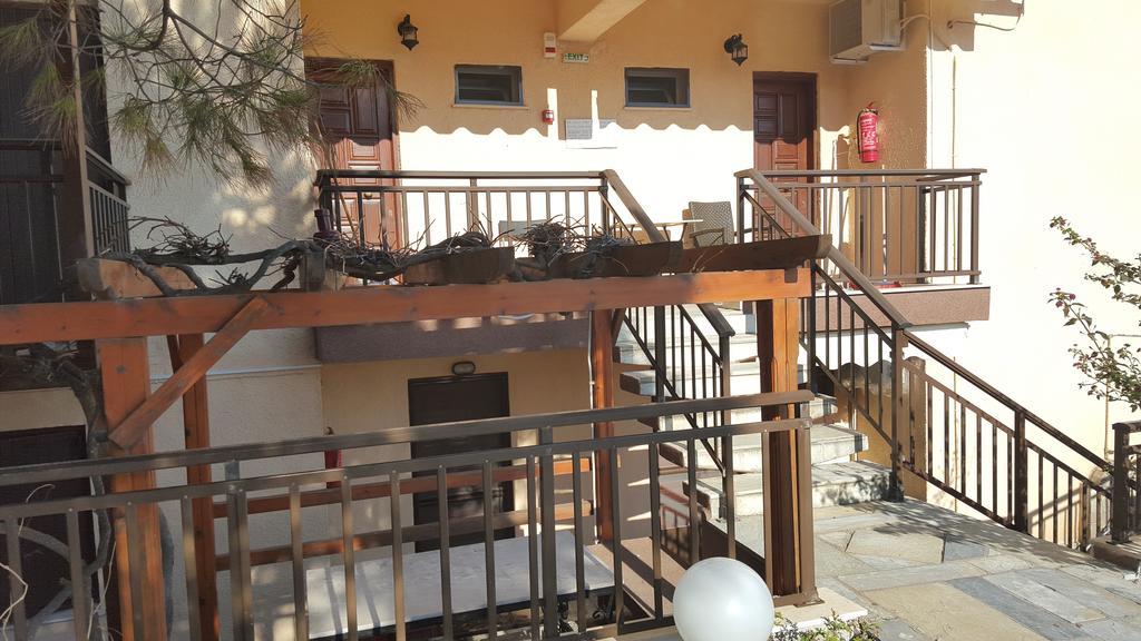 サルティStavros Houseアパートメント 部屋 写真